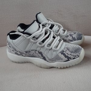 Jordan Low 11's snake skin